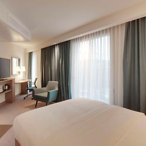 Kamer met een Queen Size Bed